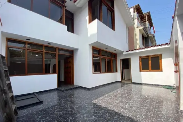 Casa de 6 habitaciones, Lima · Venta Casa  en Surco