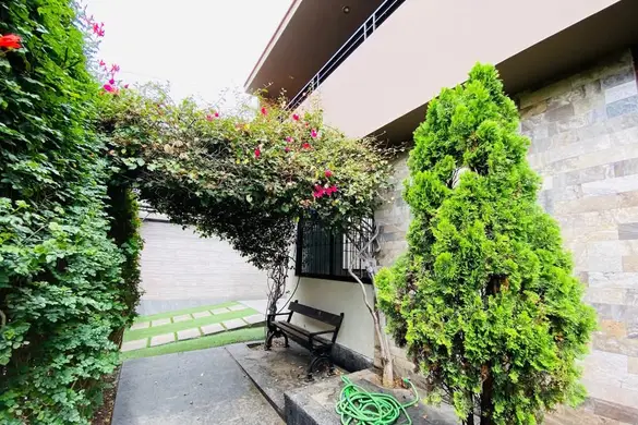 Casa de 5 habitaciones, Lima · Venta Casa  en