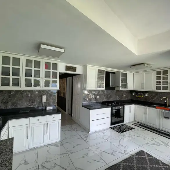 Casa de 6 habitaciones, Lima · Venta Casa  en La Molina