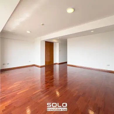 Departamento de 3 habitaciones, Lima · Venta Departamento  en Surquillo