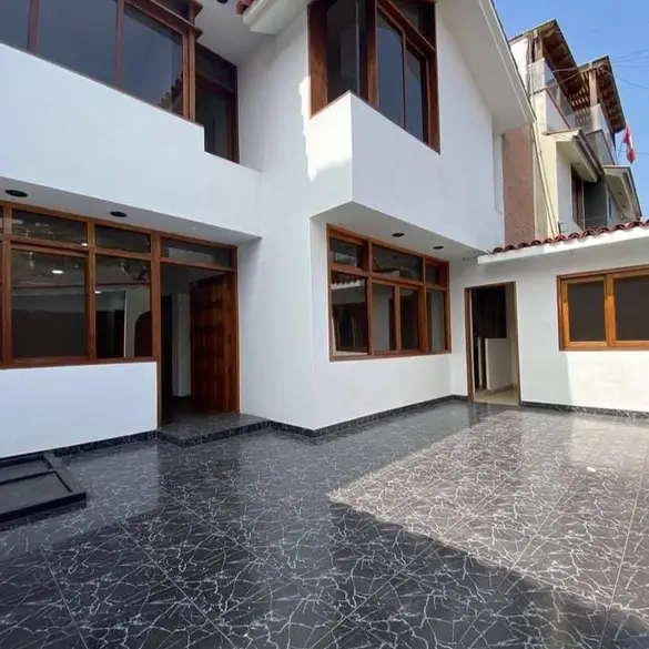Casa de 6 habitaciones, Lima · Venta Casa  en Santiago De Surco