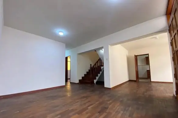 Casa de 6 habitaciones, Lima · Venta Casa  en Santiago De Surco