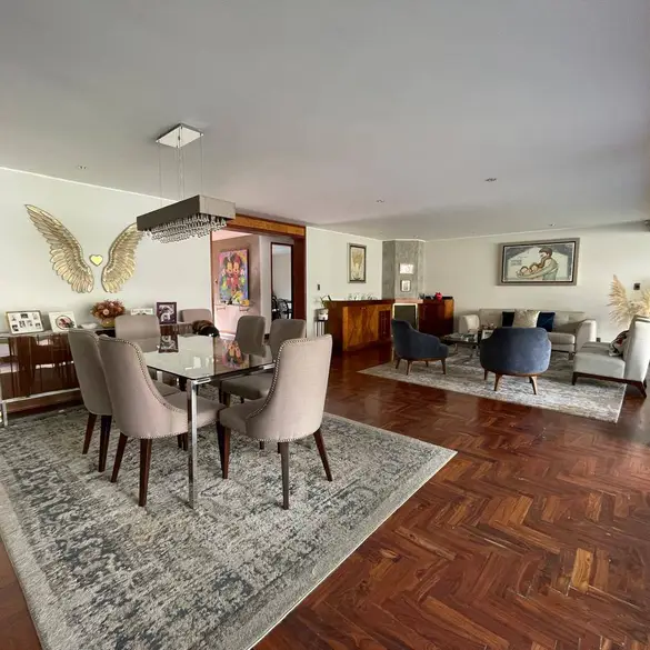 Casa de 5 habitaciones, Lima · Venta Casa  en