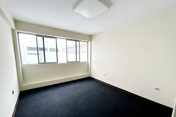 Oficina de 3 habitaciones, Lima · Alquiler Oficina  en San Isidro