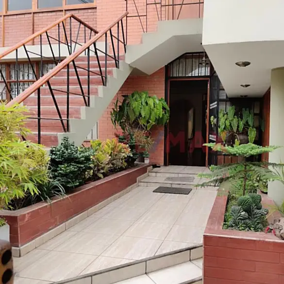 Casa de 4 habitaciones, Lima · Venta Casa  en Miraflores