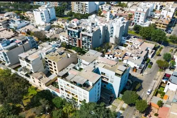 Departamento de 3 habitaciones, Lima · Venta Departamento  en Surco