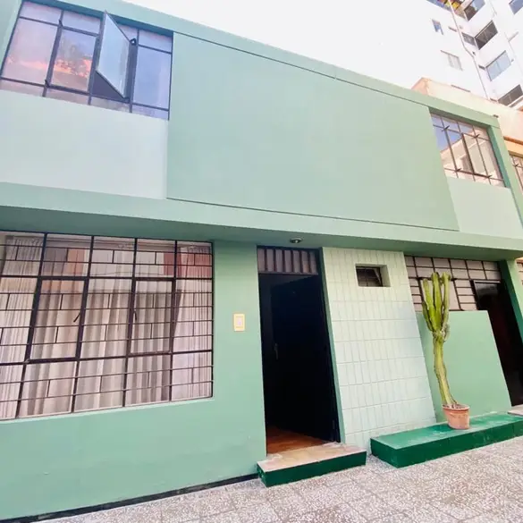 Casa de 3 habitaciones, Lima · Venta Casa  en Magdalena