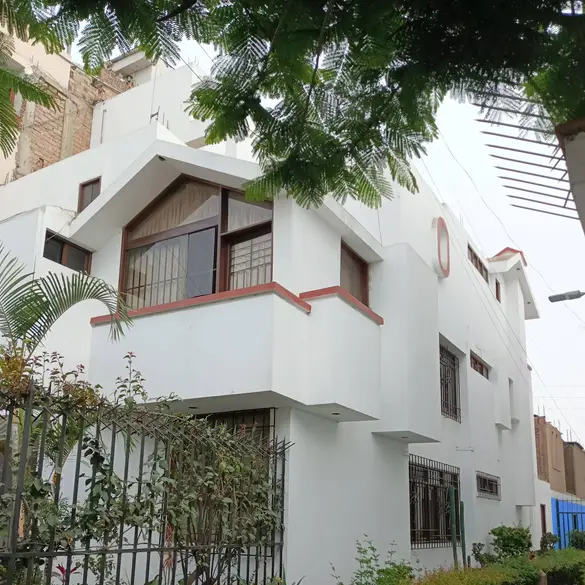 Casa de 7 habitaciones, Lima · Venta Casa  en San Miguel