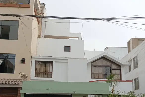 Casa de 7 habitaciones, Lima · Venta Casa  en San Miguel
